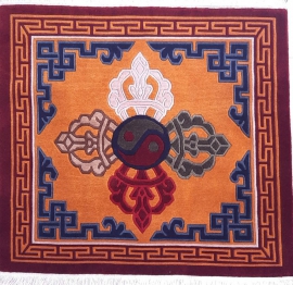 Alfombra tibetana con diseño de dorje