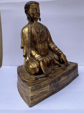Marpa Lotsawa Statue