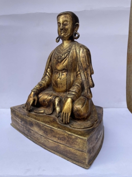 Marpa Lotsawa Statue