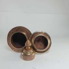 Pot de cérémonie tibétain
