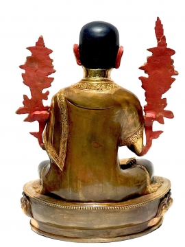 Lama Traditional Statue