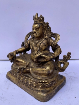 Chatur Maharaj Statue