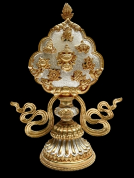Ofrenda de Ashtamangala: Placa de Cobre, Oro y Plata