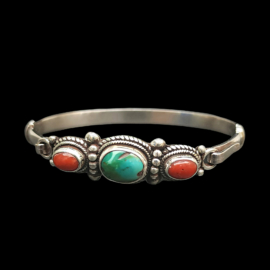 Pulsera de plata esterlina con engaste de piedra
