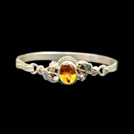 Pulsera de plata esterlina con arte tibetano