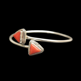 Pulsera de plata esterlina con engaste de piedra