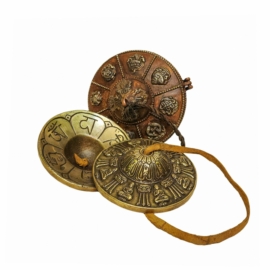 Tingsha de bronce con diseño de los Pancha Budas