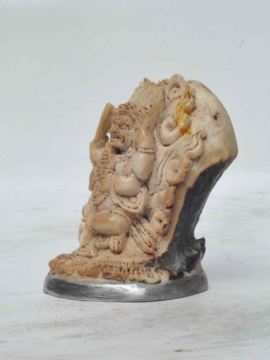 Sceau en os tibétain avec sculpture de Mahakala noir