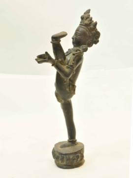Masterfully Crafted Copper Statue of Akash Yogini &ndash; Embodiment of Wisdom and Compassion