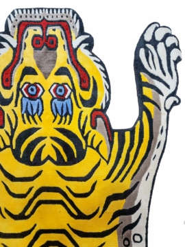 Silk Tiger Design Rug Handwoven in Nepal