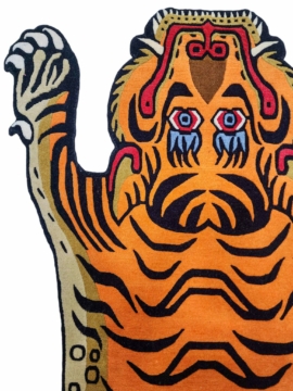 Handwoven Wool Tiger Design Rug from Nepal