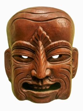 Máscara tribal hecha a mano de madera de álamo