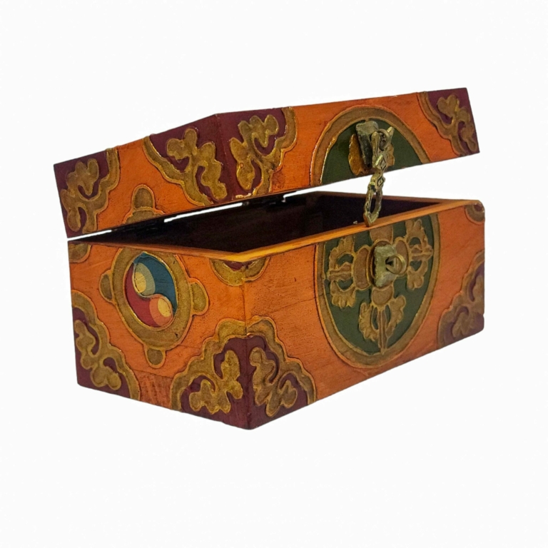 Caja ritual de madera tibetana para objetos sagrados