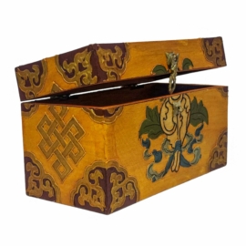 Boîte rituelle tibétaine en bois avec finition peinte