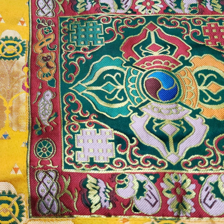 Nappe en brocart de Cochin avec double dorje