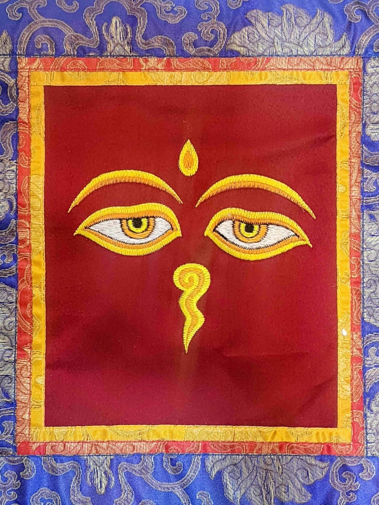 Tenture Murale en Brocart de Cochin avec l'Œil de Bouddha
