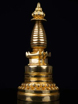 Sculpture de Stupa Bouddhique en Cuivre Doré