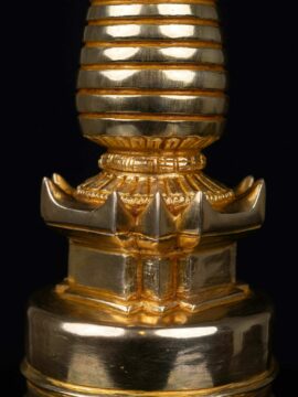 Sculpture de Stupa Bouddhique en Cuivre Doré