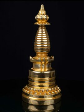 Sculpture de Stupa Bouddhique en Cuivre Doré
