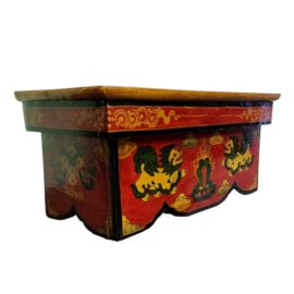 Table rituelle en bois tibétaine avec des motifs de lion