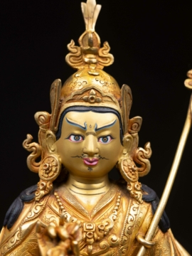 Statue en cuivre de Choke Dorje avec un visage doré