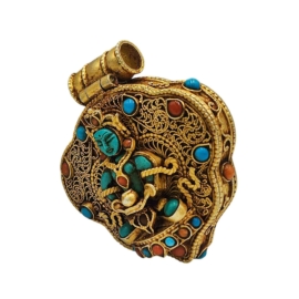 Boîte Ghau tibétaine en argent avec plaquage en or