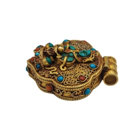 Boîte Ghau tibétaine en argent avec plaquage en or