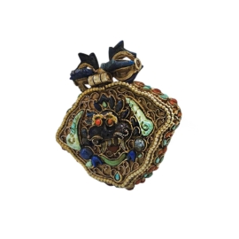 Boîte Ghau tibétaine en argent avec plaquage en or