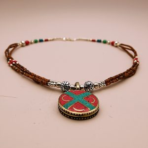 Inlaid Stone Pendant Necklace with White Metal