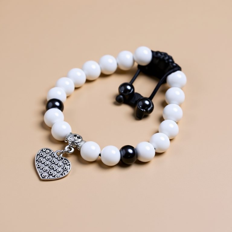 Conch Shell Love Charm Wrist Mala