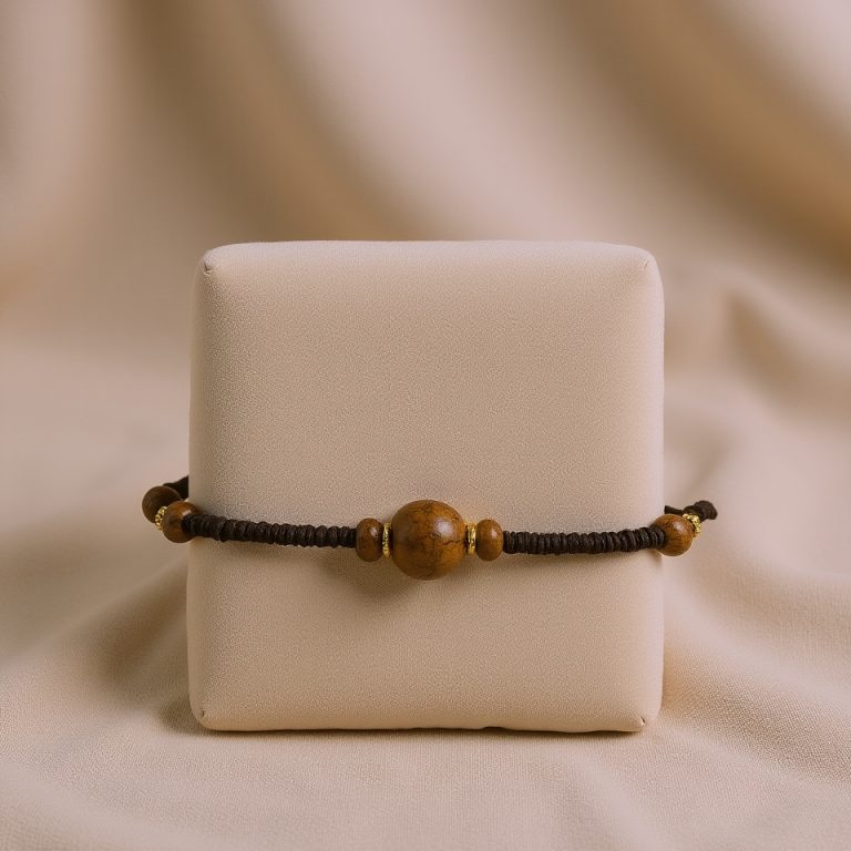 Three Eye Bodhi Seed Wrist Mala with Raktu